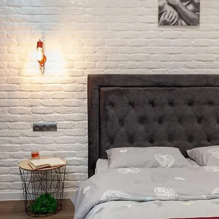 Art незабываемый リヴィウ